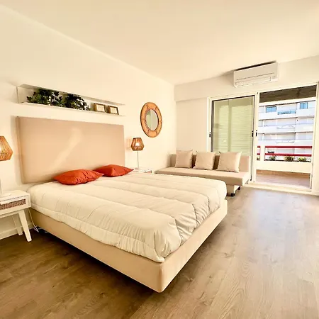 Out 20 Levante Apartment *